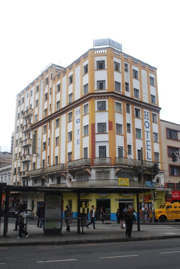 Edifício Hotel Golden em 2017.